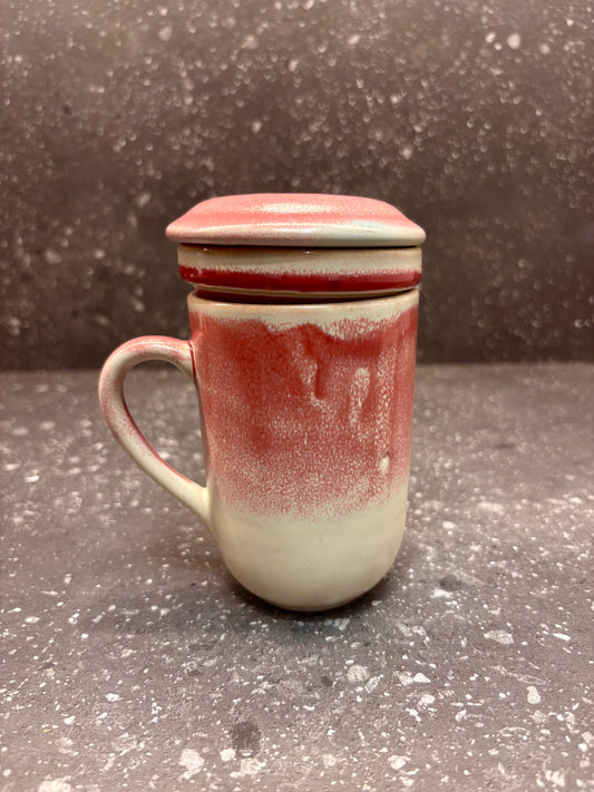 Handgefertigtes Teetassen-Set mit Teesieb und Deckel – Keramik in warmen Rosétönen